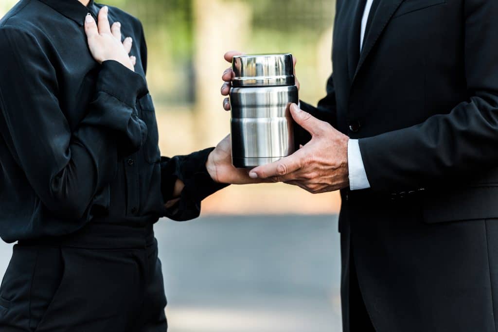 interment of ashes catholic ceremony