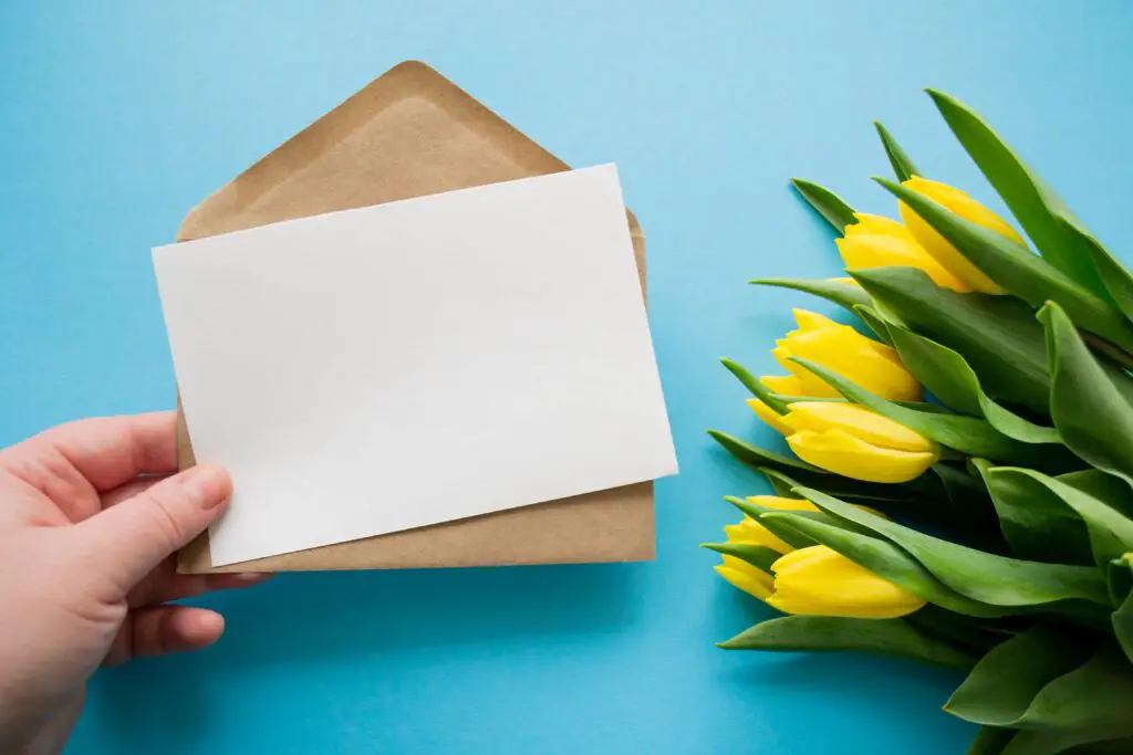 what to write on funeral flowers card for mom