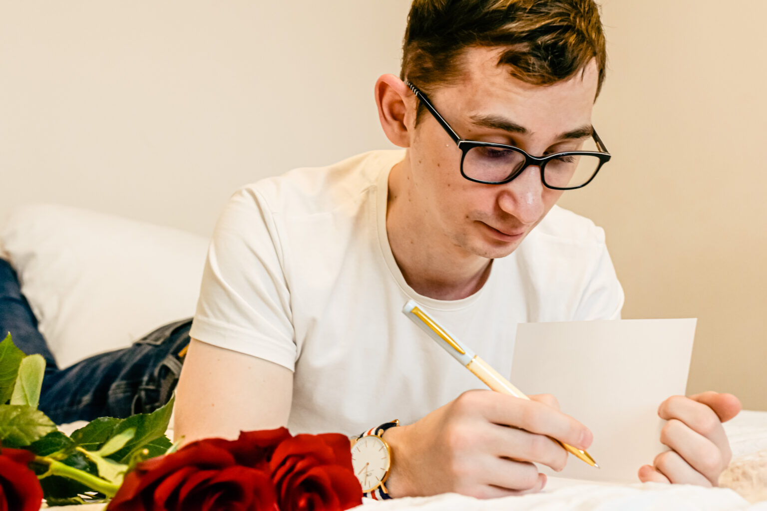 What To Write On Funeral Flowers (150+ Useful Ideas)